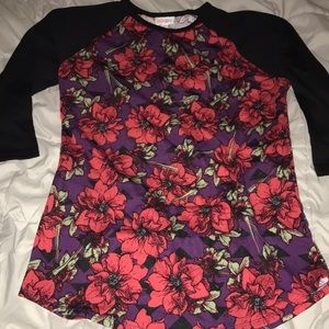 🎉5️⃣ for 2️⃣5️⃣ 🎉
 LULAROE TOP